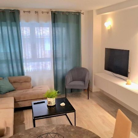 Moderno Apartamento Con Garaje Privado En El Centro De Vigo Exteriér fotografie