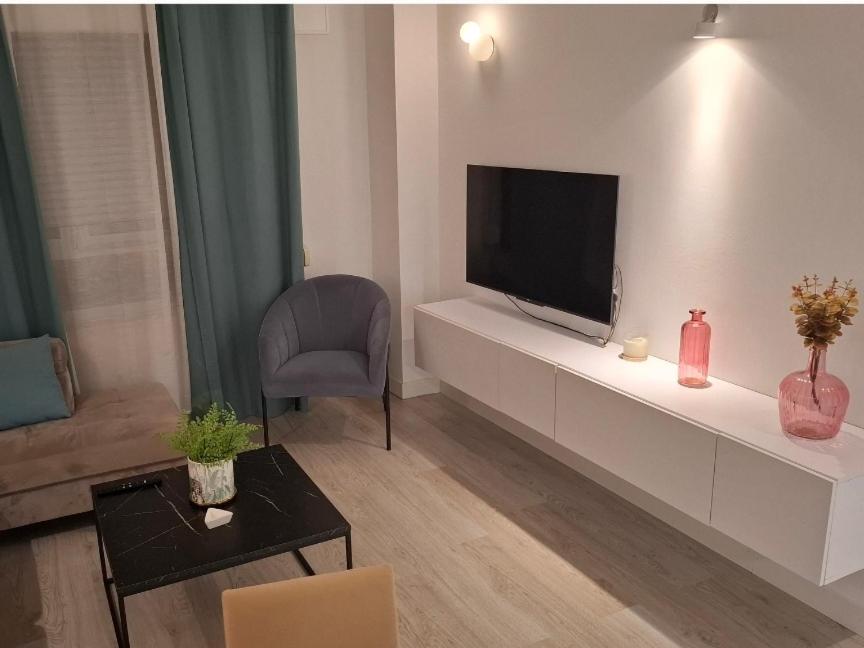 Moderno Apartamento Con Garaje Privado En El Centro De Vigo Pokoj fotografie